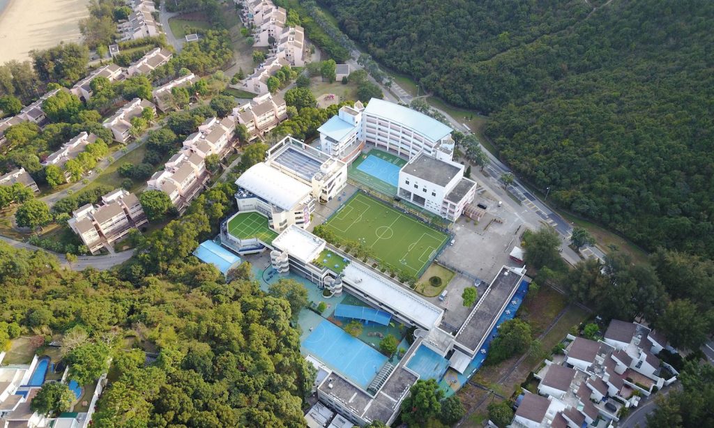为何香港公立学校里白人学生越来越多？